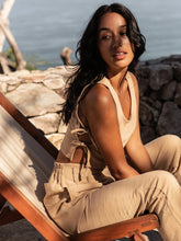 Cargar imagen en el visor de la galería, Margarita Pants Taupe