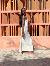 Cargar imagen en el visor de la galería, Zoey Dress Off White
