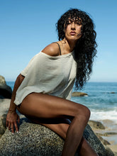 Cargar imagen en el visor de la galería, Chal Cover Up Top Off White