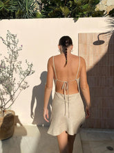 Cargar imagen en el visor de la galería, Flor Dress Beige