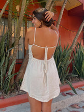 Cargar imagen en el visor de la galería, Flor Dress Off White