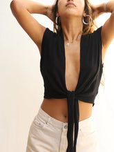 Cargar imagen en el visor de la galería, Mariposa Top Black Cotton Gauze